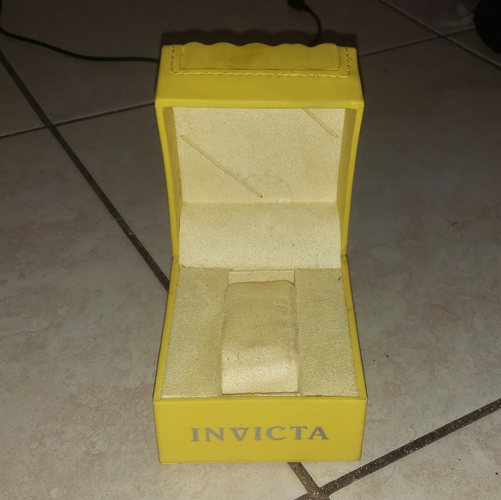 Invicta Watch Box Set - Picture 3 of 5